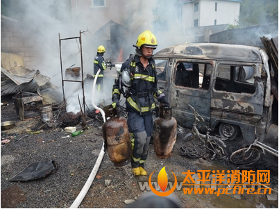 临安青山垃圾回收站大火