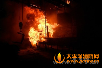 自贡市一弹簧车间起火