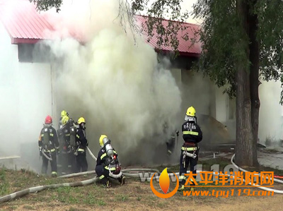 黑龙江宁安市库房起火