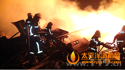 绍兴诸暨一锦纶仓库大火