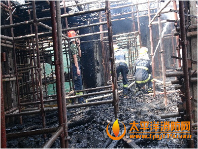 中山一乡镇高层建筑起火