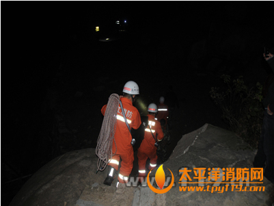 温州大罗山水库4人被困
