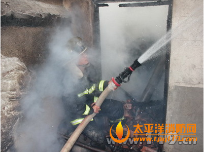 咸安区一豆制品作坊起火