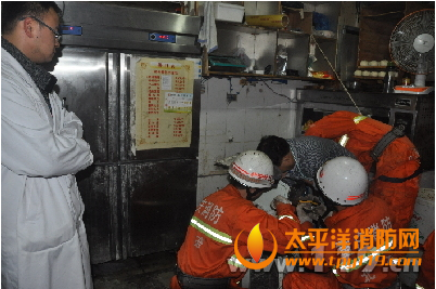重庆早点师傅手卡搅面机