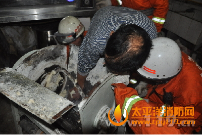 重庆早点师傅手卡搅面机