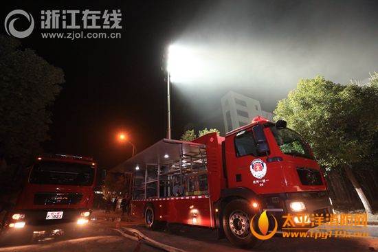 杭州一橡胶企业起火 29辆消防车前往现场救援