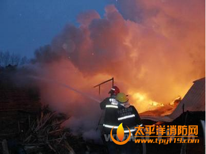 内蒙古圆棒加工厂厂房起火