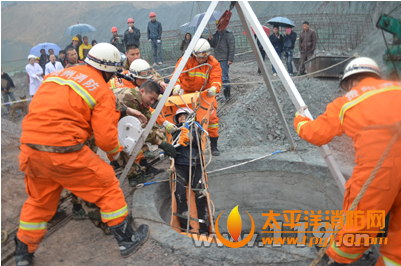 贵州省一建筑工地女工坠孔桩