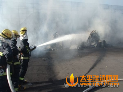 内蒙古乌海市彩钢房起火