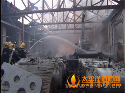 南通市一厂房大火损失惨重