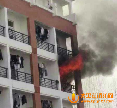 郑州一大学宿舍起火