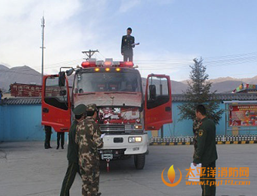 玉树消防购置新型消防抢险救援车