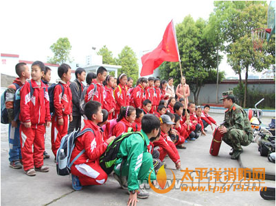 铜仁松桃县50余名师生学习消防知识