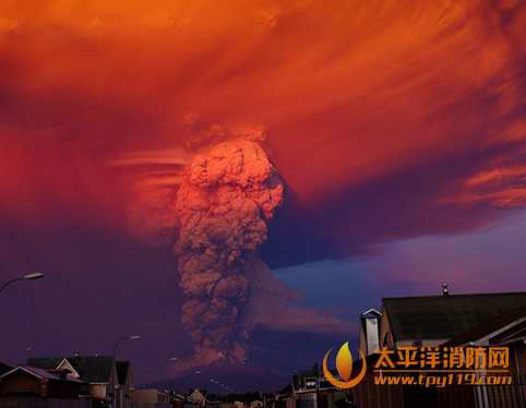 智利卡尔布火山爆发