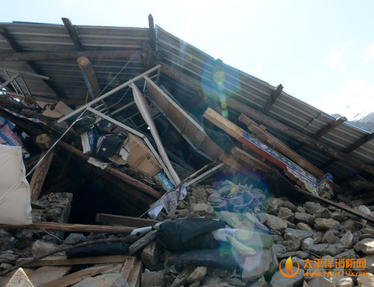 受尼泊尔地震影响,西藏“地震孤岛”残影