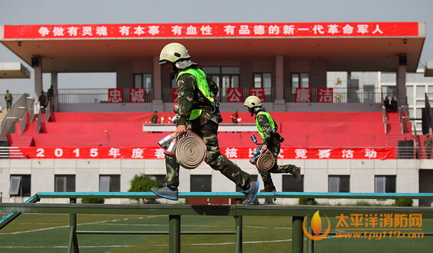 北京消防举行春季考核比武对抗赛