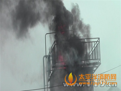 通州市一毛毯厂起火