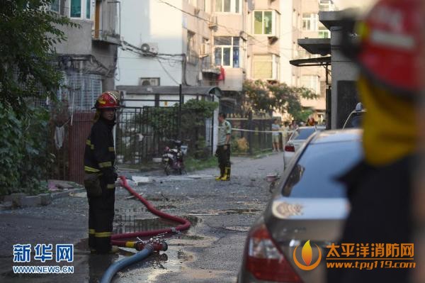 沈阳一居民楼燃气爆炸现场惨烈 两人死亡