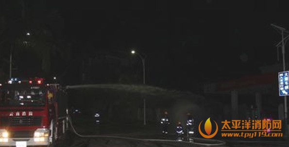 夜间灭火救援